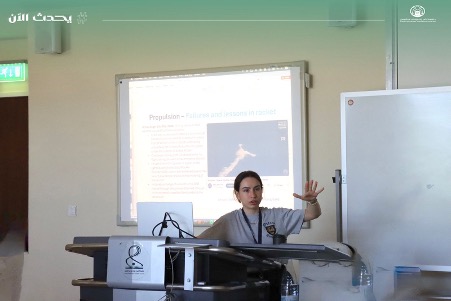 photo of Mailys Buquet during her lecture